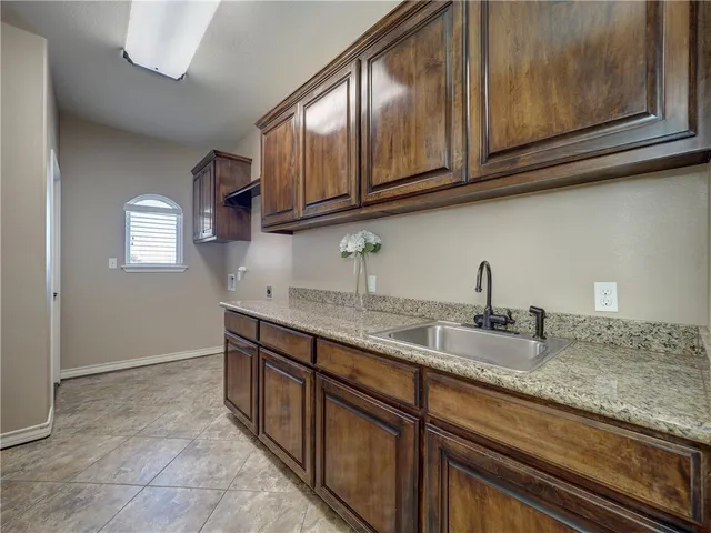 $719,900 | 5614 Kitty Hawk Drive, Corpus Christi, TX 78414