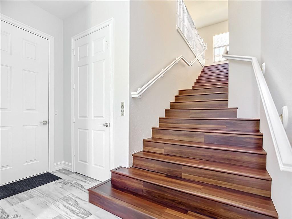 4752 Stratford Court, Unit 1404 Naples, FL 34105 - Photo 6 of 34 a view of entryway