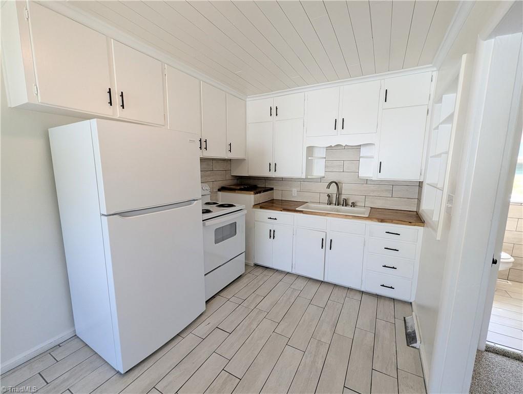 913 Denny Street High Point, NC 27262 - Photo 3 of 7