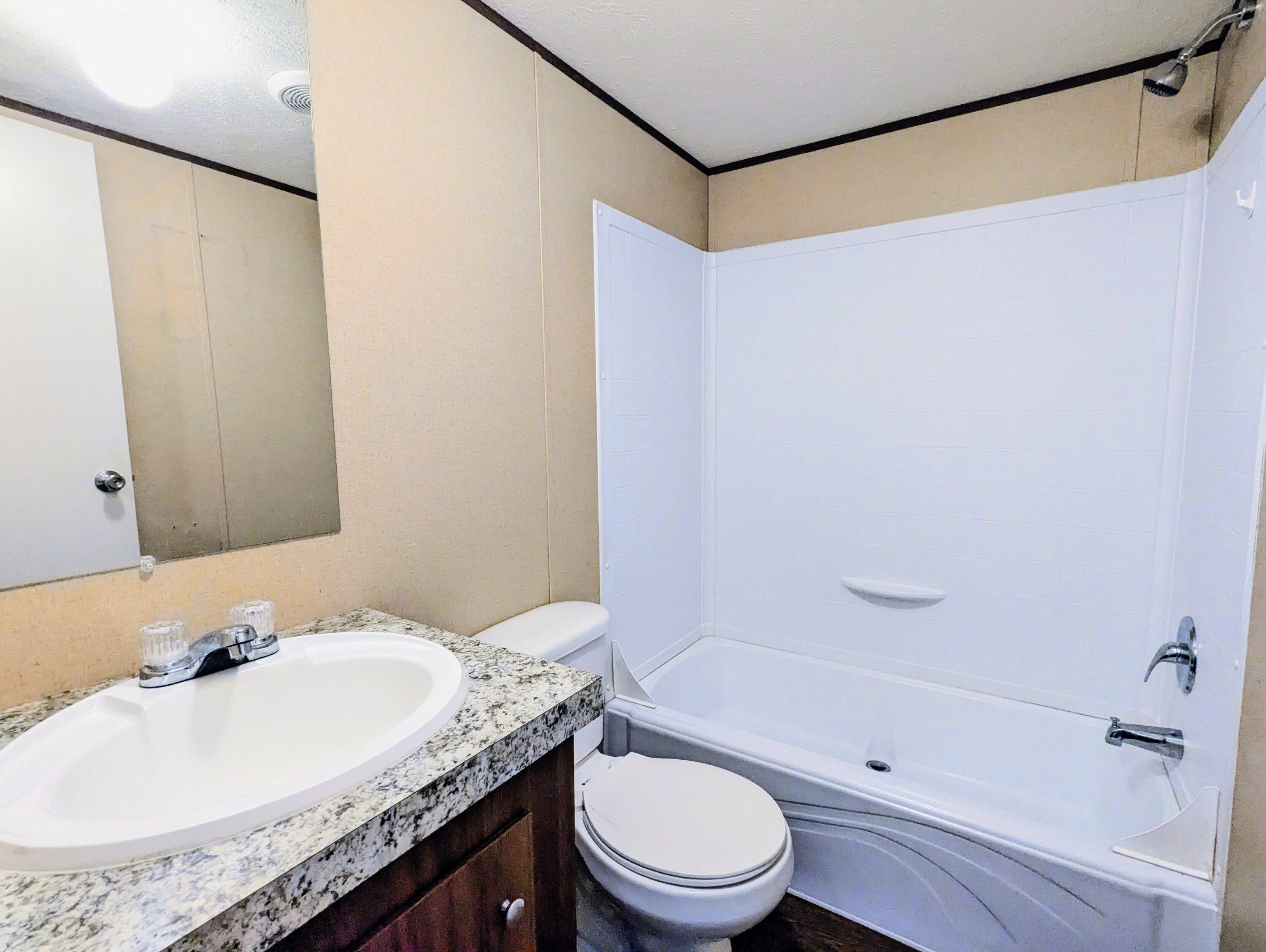 399 South Railroad Avenue Ridgeville, SC 29472 - Photo 8 of 14 Hall Bath