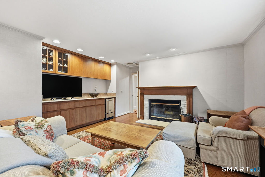 38 Cary Lane, Unit 38 Bloomfield, CT 06002 - Photo 6 of 36