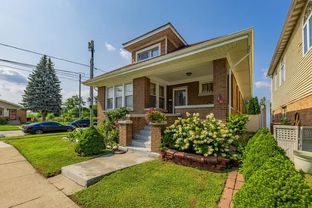 $258,000 | 7546 West Hanover Street, Summit, IL 60501