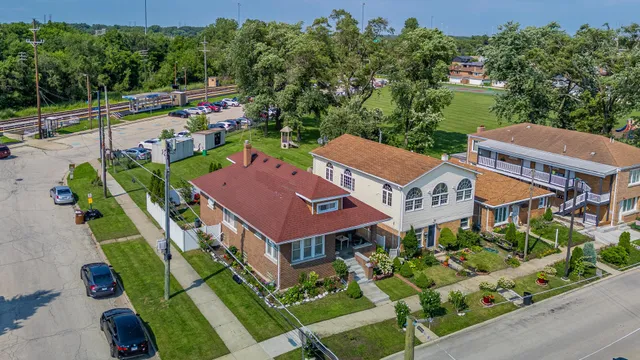 $258,000 | 7546 West Hanover Street, Summit, IL 60501