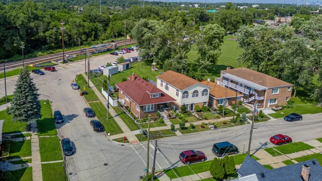 $258,000 | 7546 West Hanover Street, Summit, IL 60501