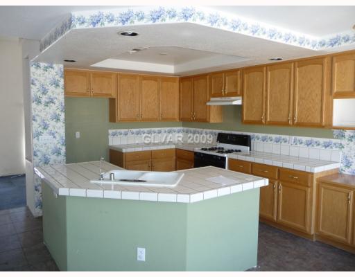 1440 Silver Point Avenue Las Vegas, NV 89123 - Photo 3 of 8 Kitchen.