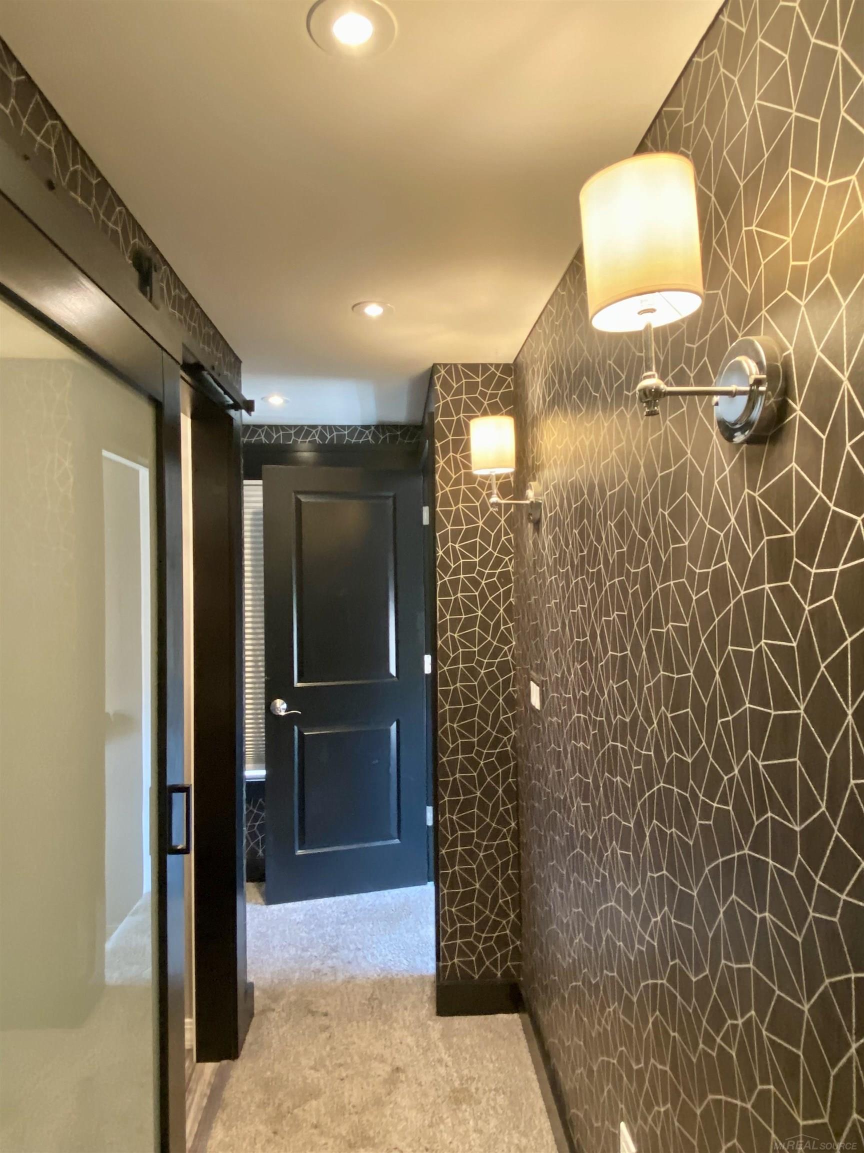 8660 Clinton River Road Sterling Heights, MI 48314 - Photo 19 of 40 50107944-18.JPG