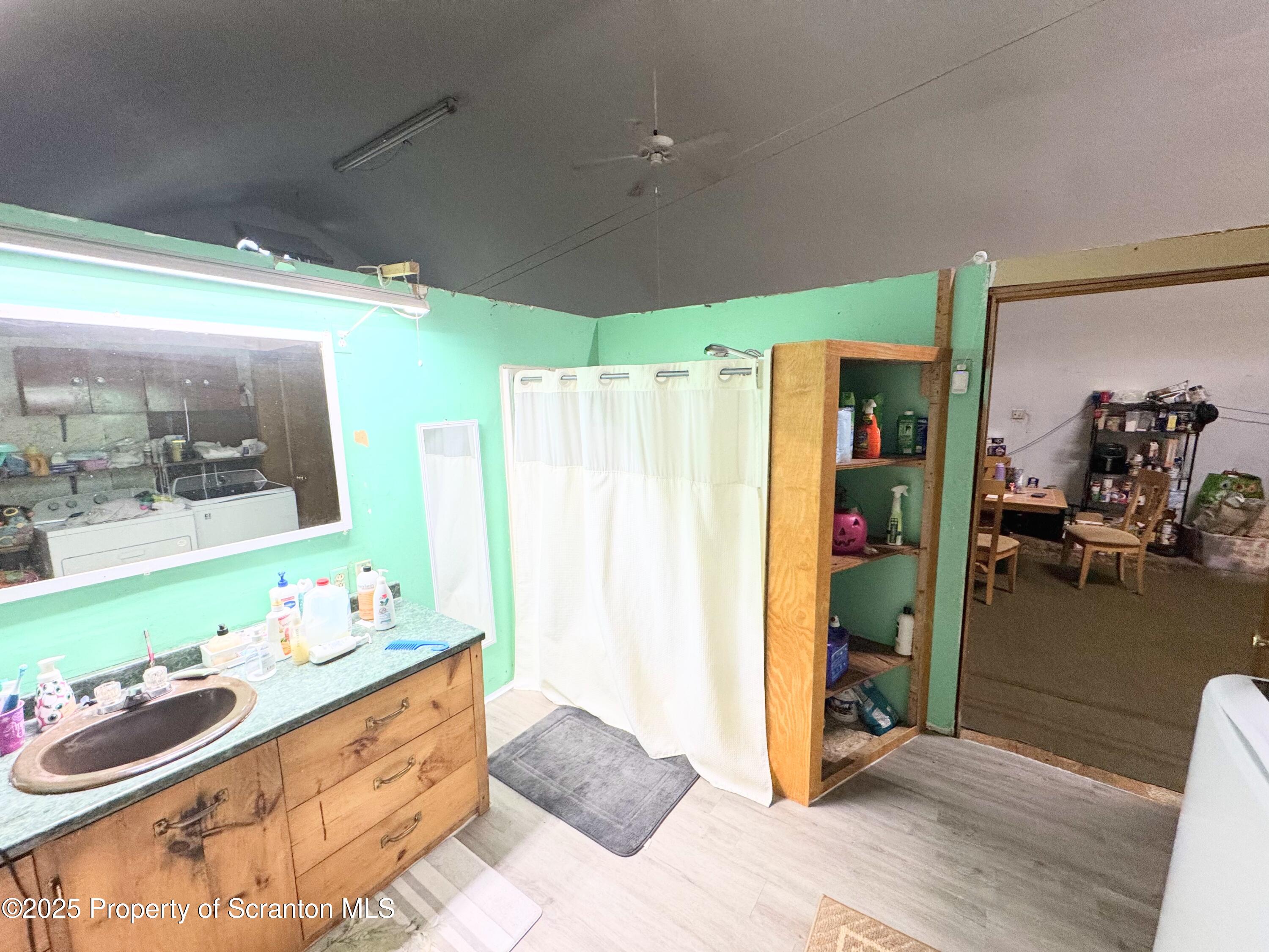 998 Melrose Road Susquehanna, PA 18847 - Photo 17 of 31 Full Bathroom