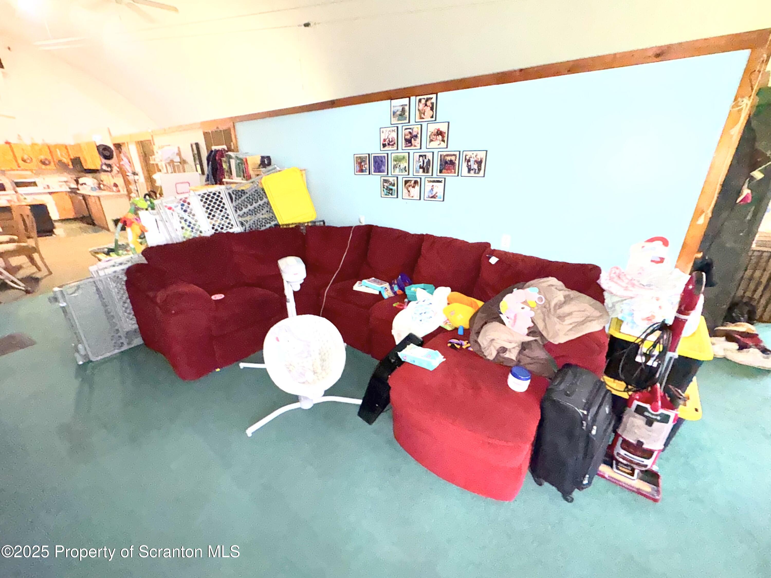 998 Melrose Road Susquehanna, PA 18847 - Photo 22 of 31 Living Room