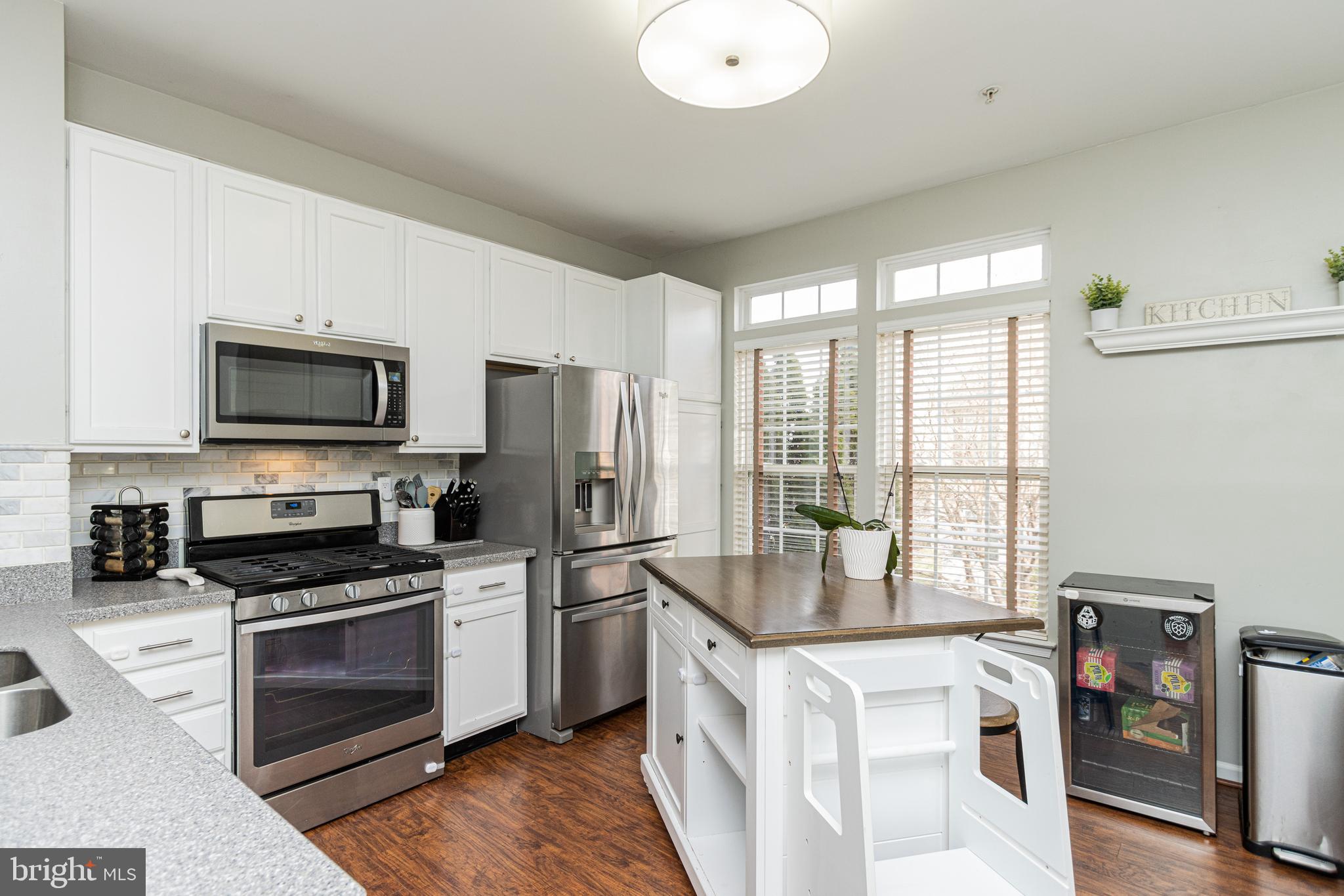 509 Eisenhower Drive Frederick, MD 21703 - Photo 12 of 40 Kitchen