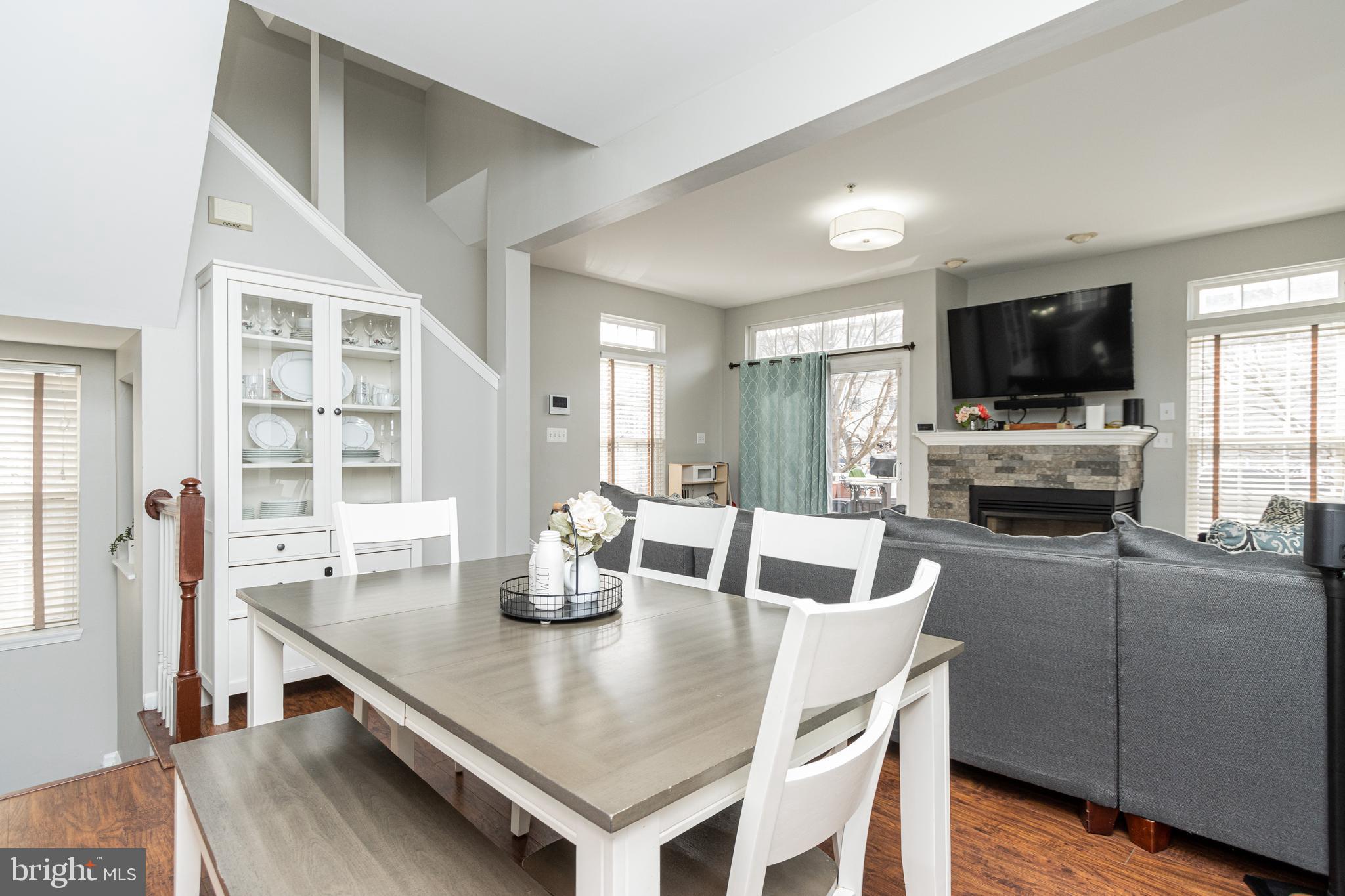 509 Eisenhower Drive Frederick, MD 21703 - Photo 10 of 40 Dining Room
