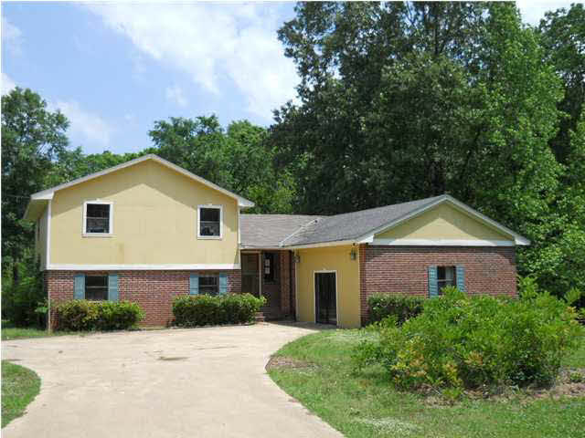 5243 Gibson Road Vicksburg, MS 39180 - Photo 1 of 10 Photo 1