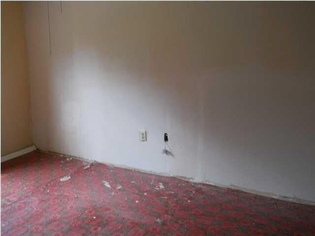5243 Gibson Road Vicksburg, MS 39180 - Photo 5 of 10 Bedroom 2