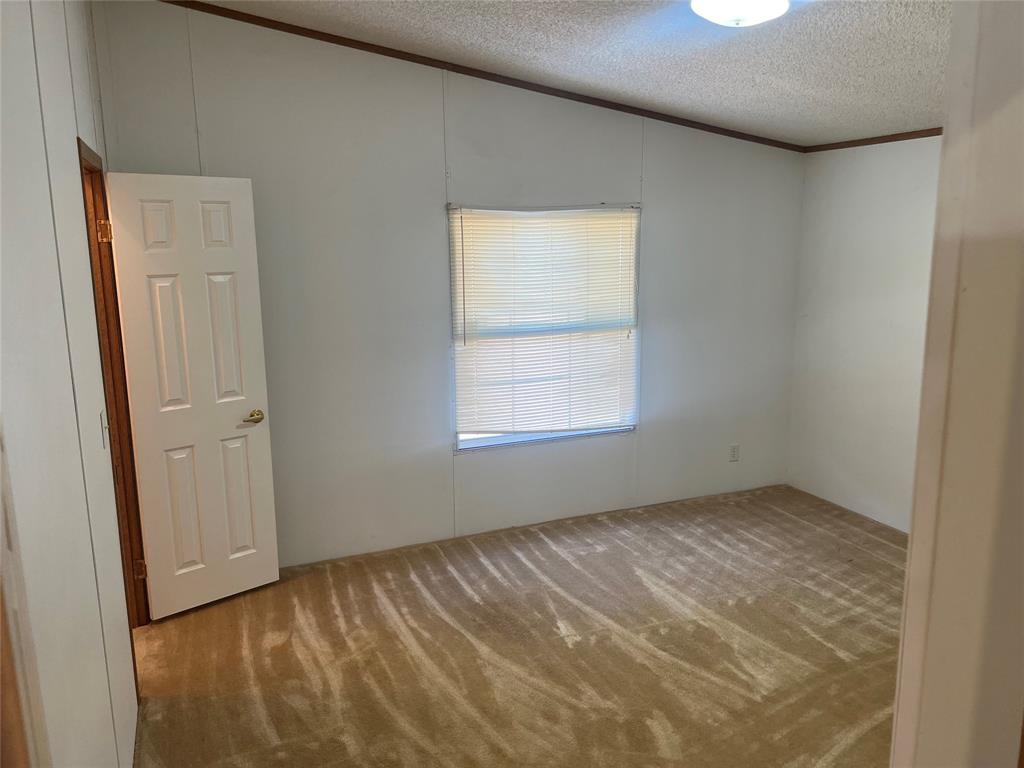 368 Fox Creek Haughton, LA 71037 - Photo 18 of 24 an empty room with a window