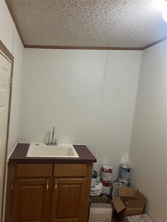 368 Fox Creek Haughton, LA 71037 - Photo 22 of 24 a bathroom with a sink and a mirror