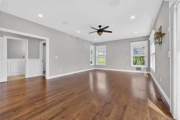 $799,930 | 11 Country Glen, Fishkill, NY 12524