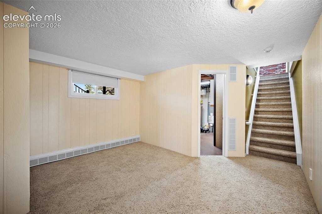 8475 Red Spring Valley Road Colorado Springs, CO 80919 - Photo 28 of 50