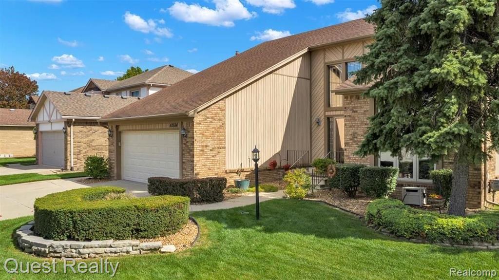 48584 Tilch Road Macomb, MI 48044 - Photo 4 of 39