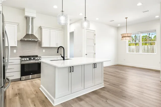 $660,000 | 219 Loral Road, Santa Rosa Beach, FL 32459