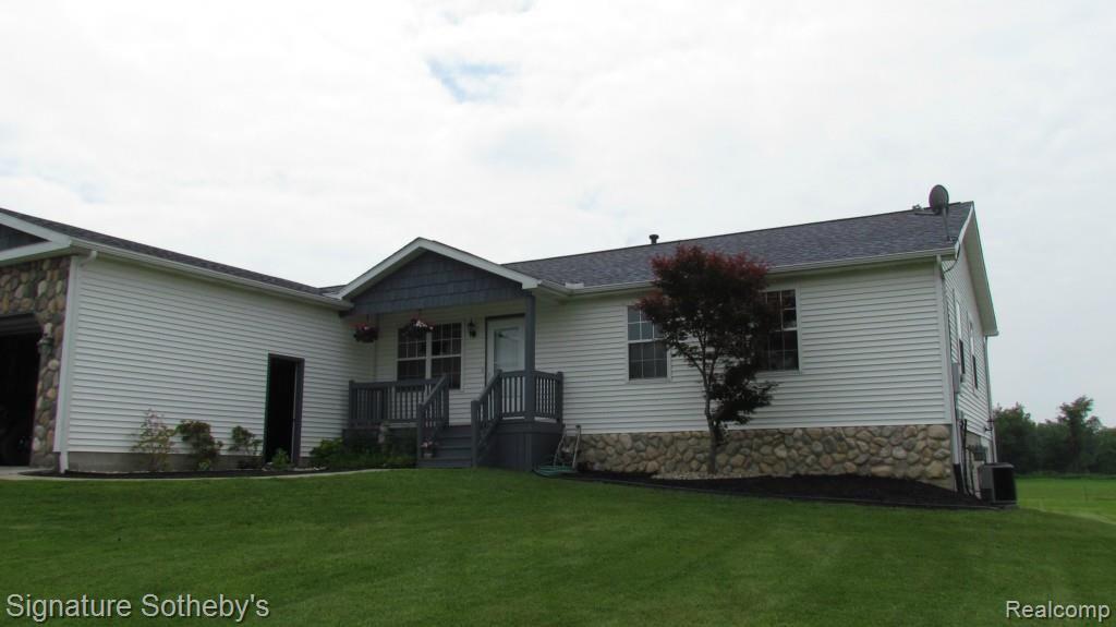 10232 Sharp Road Swartz Creek, MI 48473 - Photo 27 of 30 IMG_5664.jpg