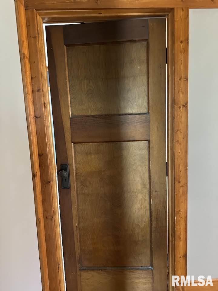 213 North Illinois Street Camp Point, IL 62320 - Photo 4 of 10