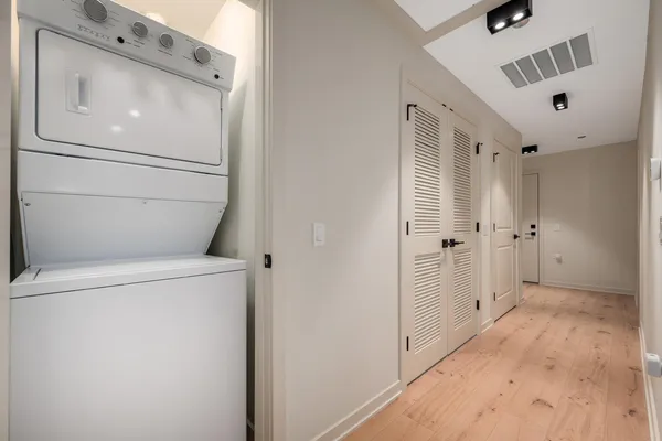 $4,650 | 1257 North Ashland Avenue, Unit 304, Chicago, IL 60622