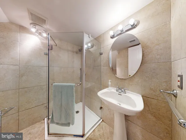 $8,200 | 1808 Riggs Place Northwest, Washington, DC 20009