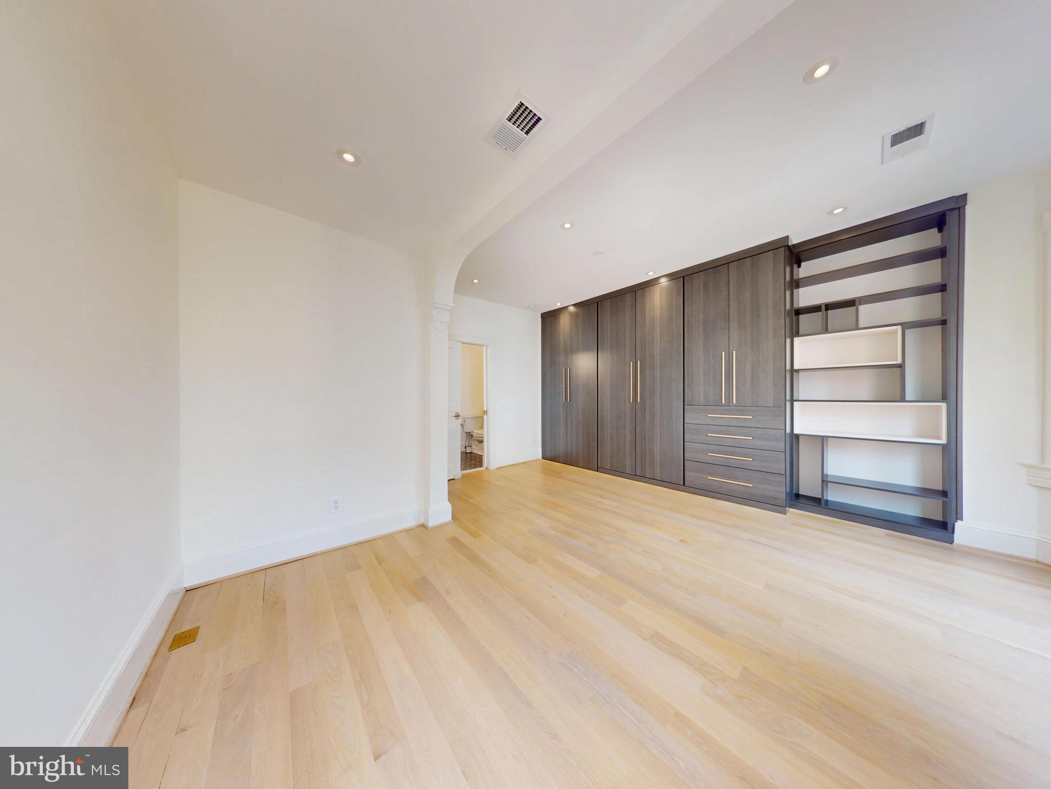 1808 Riggs Place Northwest Washington, DC 20009 - Photo 29 of 43 Floor 1 Bedroom 1 + Closet