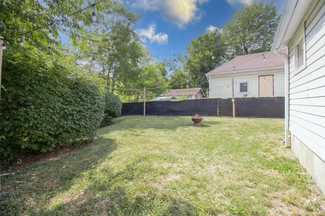 $135,000 | 232 East Washington Street, Winchester, IN 47394