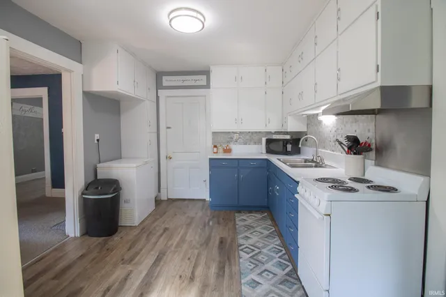 $135,000 | 232 East Washington Street, Winchester, IN 47394