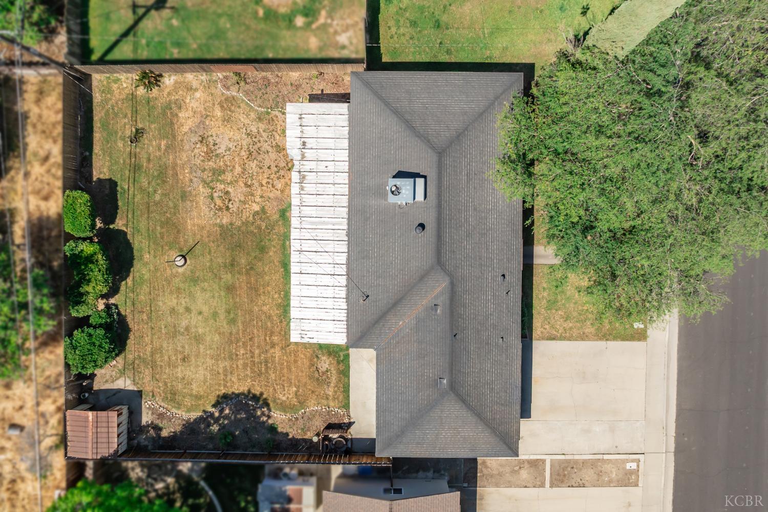161 West Spring Lane Lemoore, CA 93245 - Photo 31 of 34 Gallery Image 31