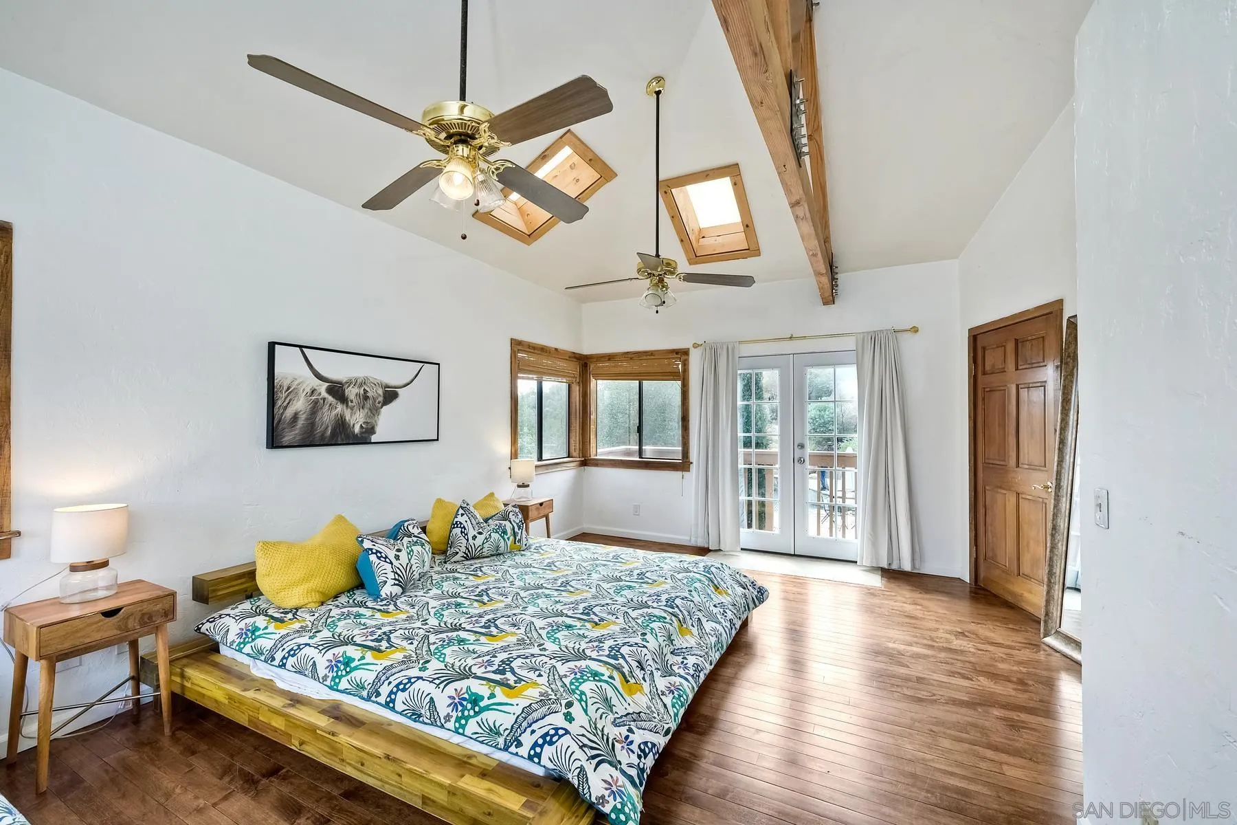 20570 Sycamore Springs Road Jamul, CA 91935 - Photo 24 of 39 a bedroom with a bed and a window
