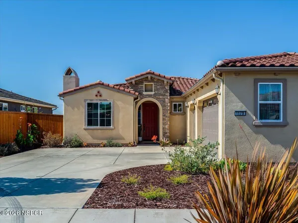 $929,000 | 1179 Grand Meadow Way, Santa Maria, CA 93455