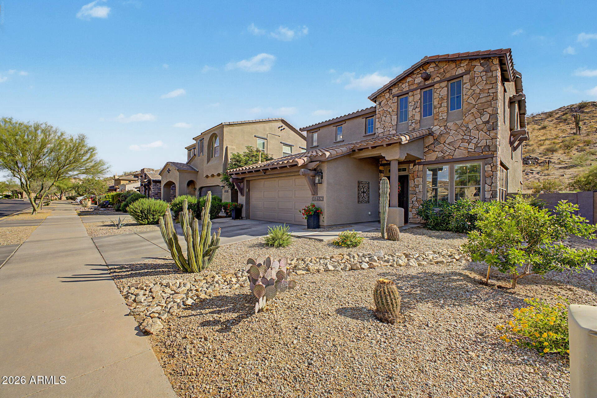 18483 Verdin Road Goodyear, AZ 85338 - Photo 9 of 48 05 - Verdin