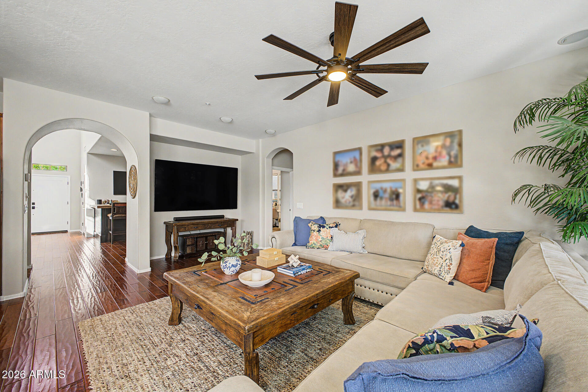 18483 Verdin Road Goodyear, AZ 85338 - Photo 12 of 48 10 - Verdin