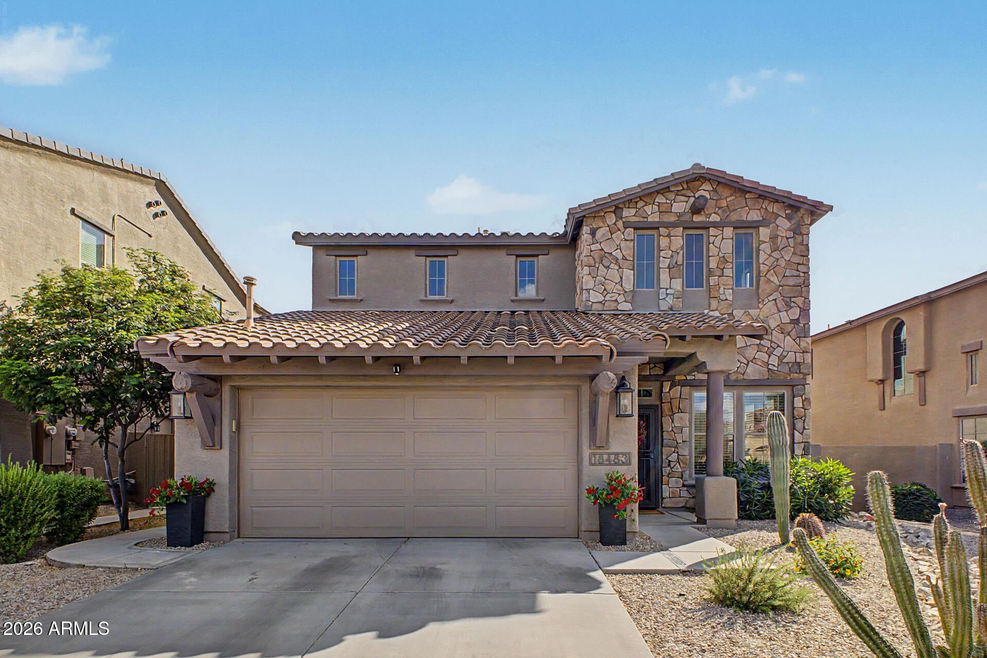 18483 Verdin Road Goodyear, AZ 85338 - Photo 6 of 48 02 - Verdin