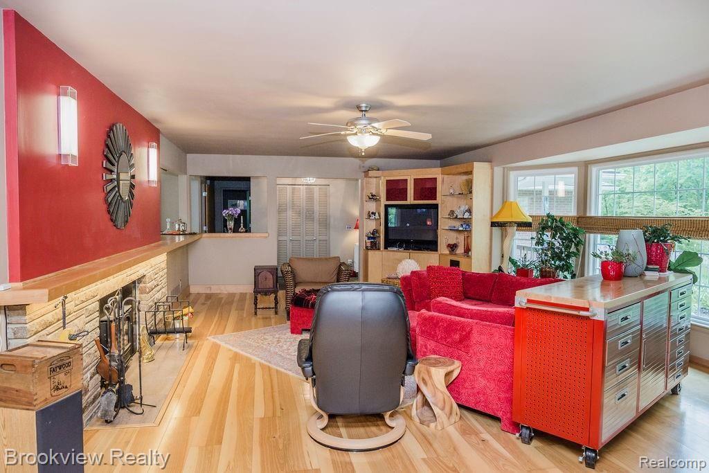 2942 Hillendale Drive Rochester Hills, MI 48309 - Photo 6 of 30