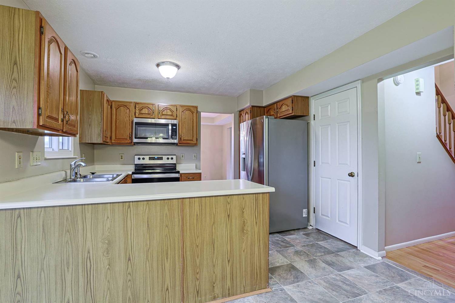 771 Regent Road Cincinnati, OH 45245 - Photo 15 of 42 Gallery Image 15