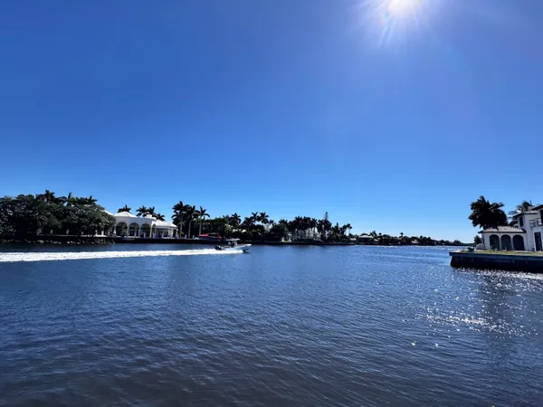 $1,900 | 32 Colonial Club Drive, Unit 203, Boynton Beach, FL 33435