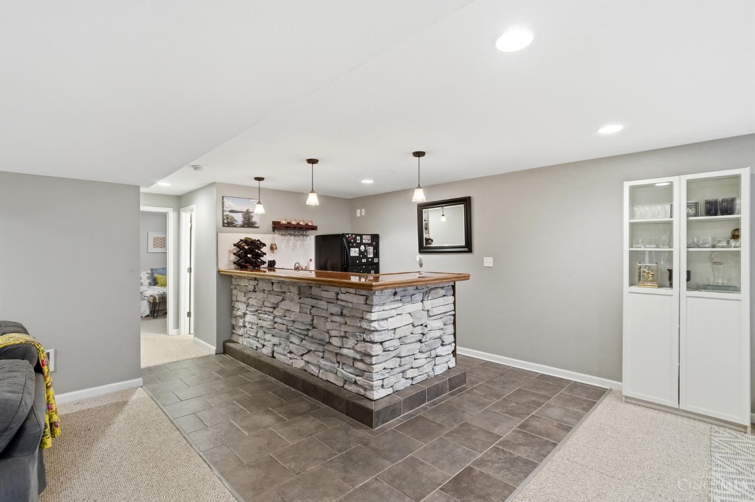 6809 Stewart Road Cincinnati, OH 45236 - Photo 33 of 48