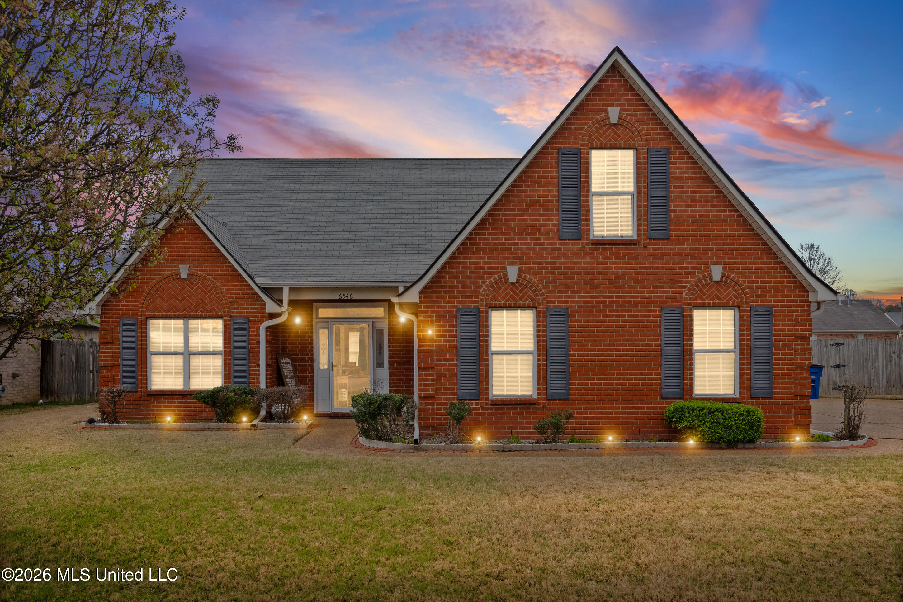 6546 Braybourne Main Olive Branch, MS 38654 - Photo 1 of 30 Beautiful Brick Home w/ Double Driveway