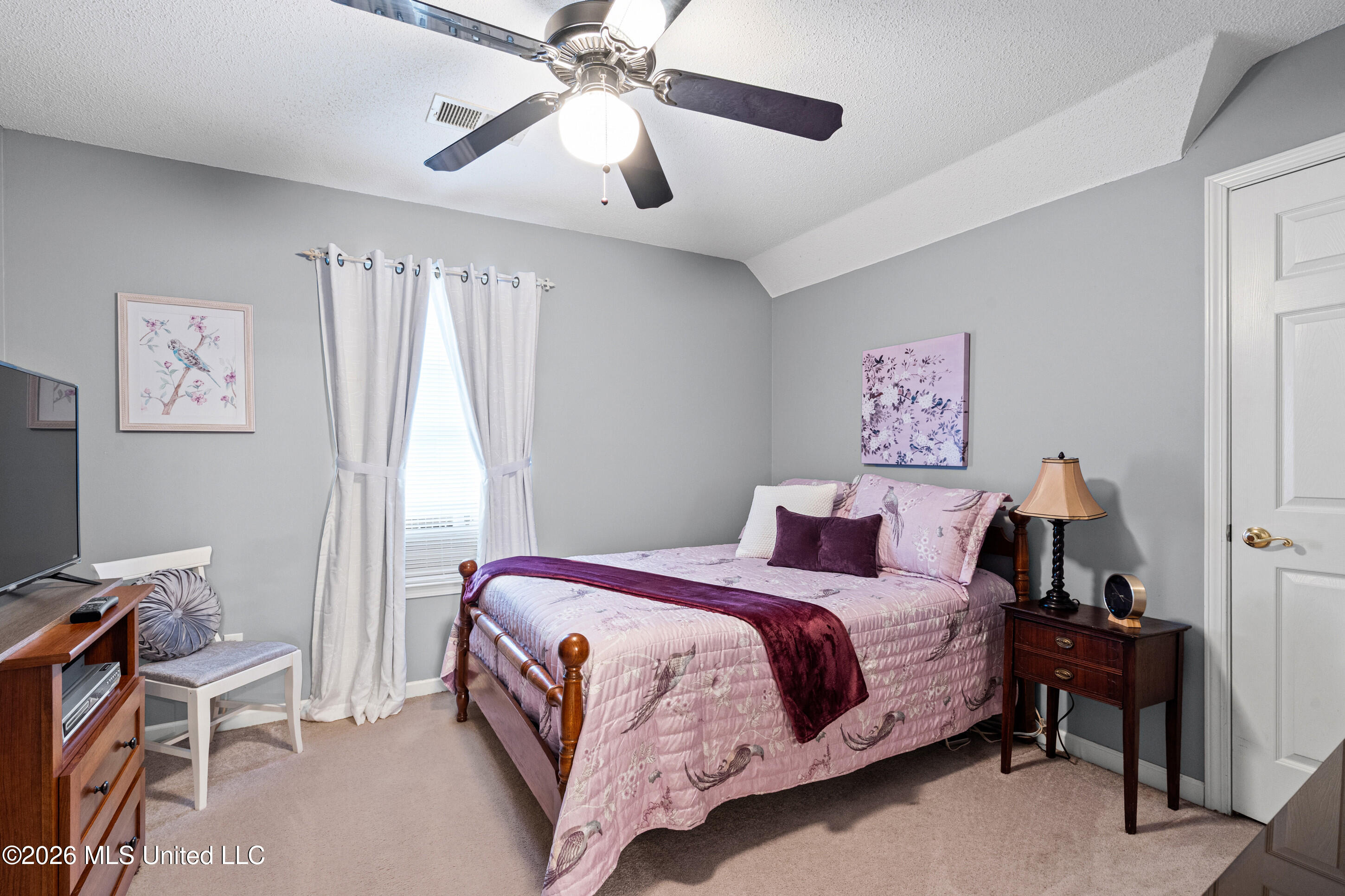 6546 Braybourne Main Olive Branch, MS 38654 - Photo 13 of 30 Comfortable Secondary Bedroom