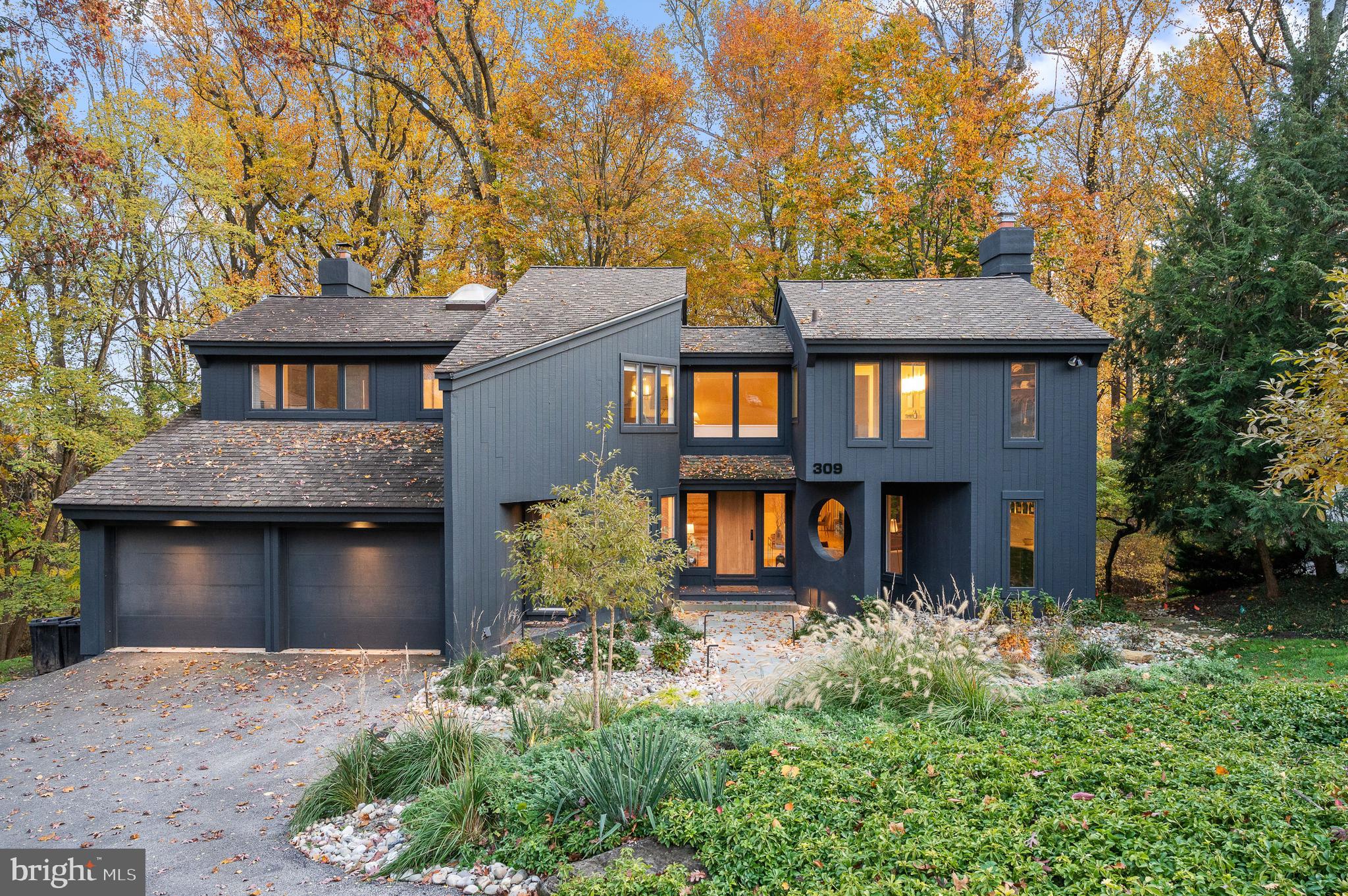309 Valley Place Radnor, PA 19087 - Photo 1 of 29 front view of a house