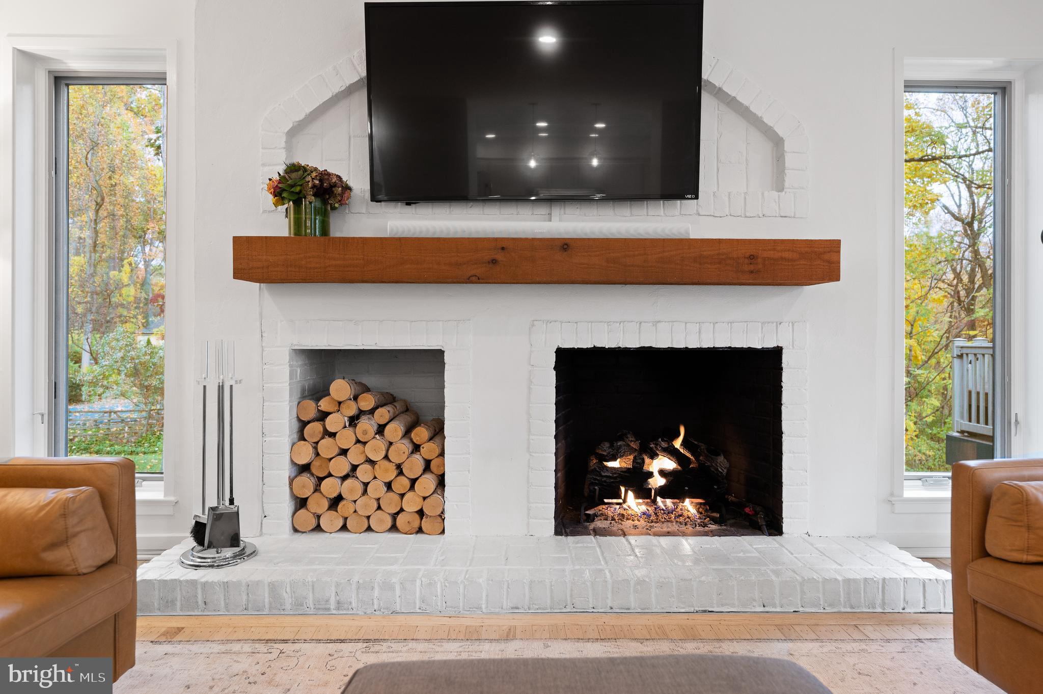 309 Valley Place Radnor, PA 19087 - Photo 29 of 29 a living room with furniture and a fireplace