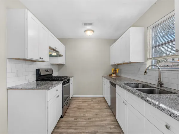 $1,850 | 19918 Bambiwoods Drive, Humble, TX 77346