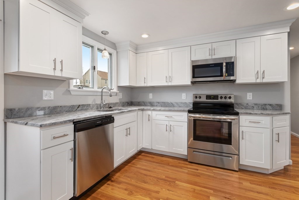 17 Derby Road Revere, MA 02151 - Photo 8 of 40 Gallery Image 8