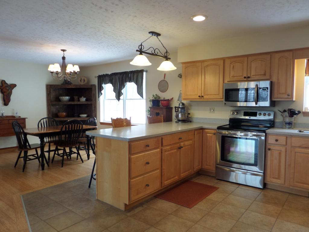 6 Robie Road Topsham, VT 05086 - Photo 3 of 16