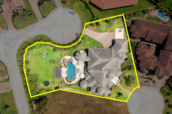 $2,499,000 | 13 Pleasant Shadows Drive, Spring, TX 77389