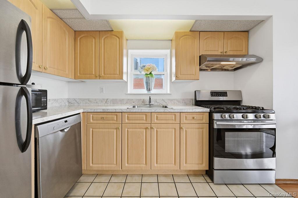 133-36 41st Road, Unit 7F Queens, NY 11355 - Photo 9 of 16