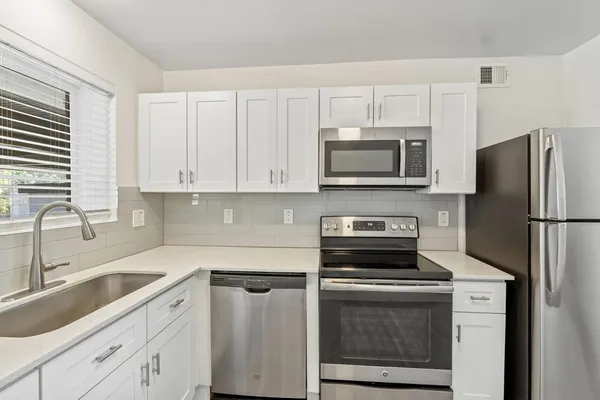 $1,050 | 1707 North 18th Street, Unit B3, Phoenix, AZ 85006