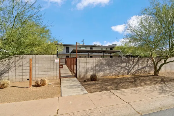 $1,050 | 1707 North 18th Street, Unit B3, Phoenix, AZ 85006